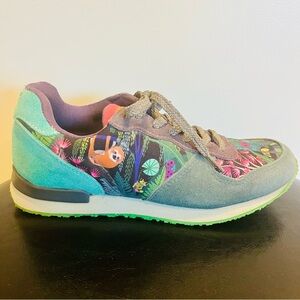 INKKAS Bahia Jogger Shoe Sneaker Sloth Toucan Jungle  Woman’s Size  9
